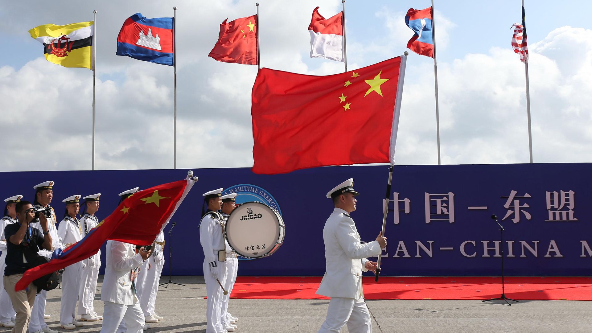 Chinese soldiers