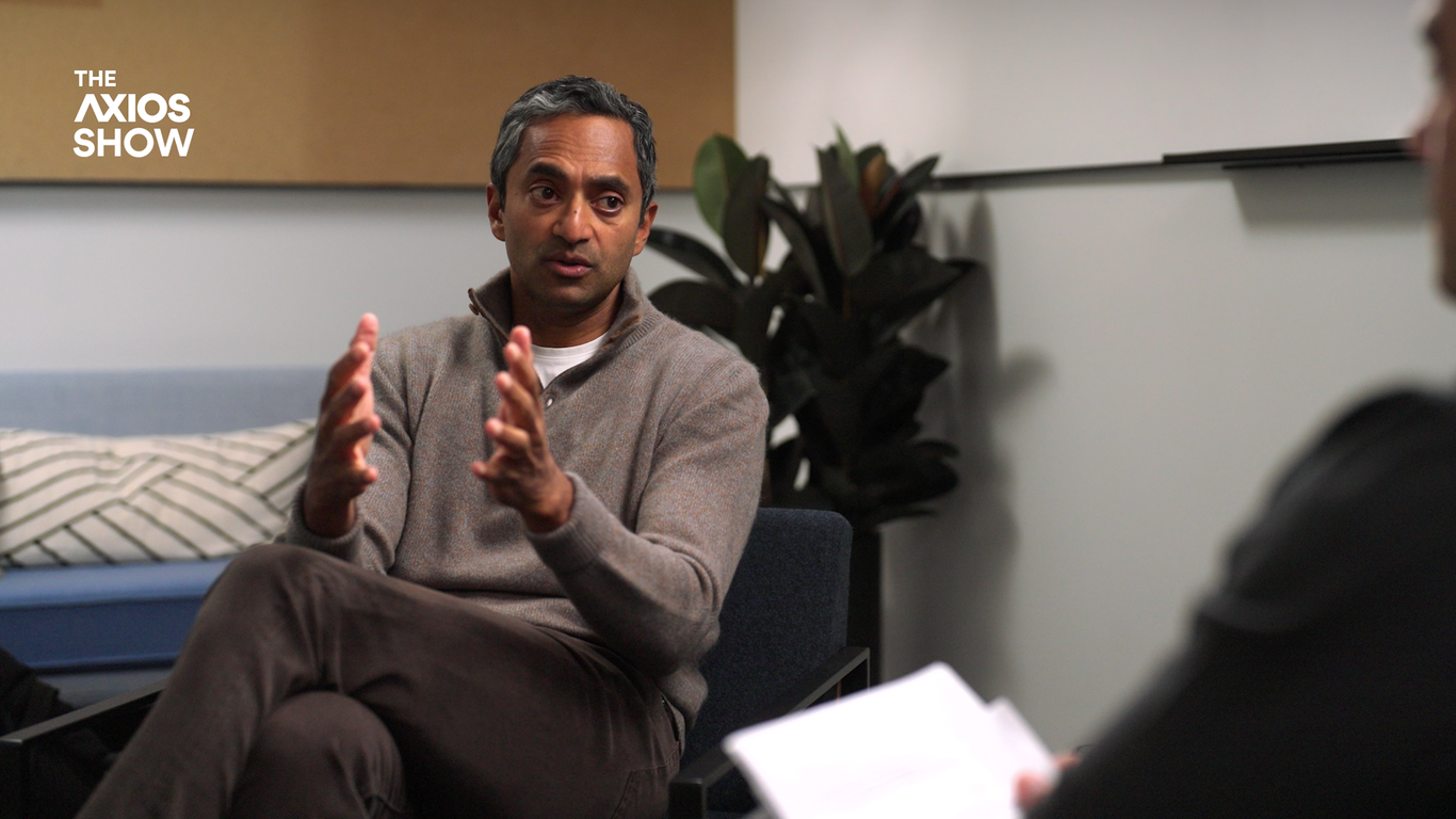 Chamath Palihapitiya rejects the AI jobs apocalypse