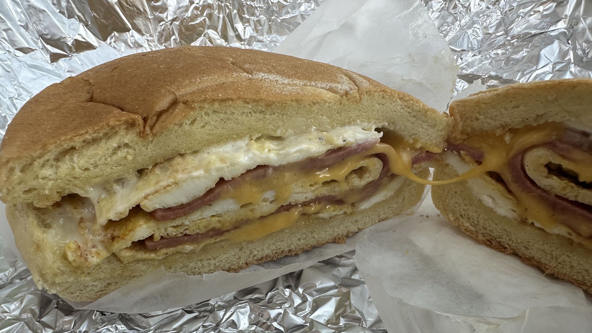 photo of breakfast sandwich