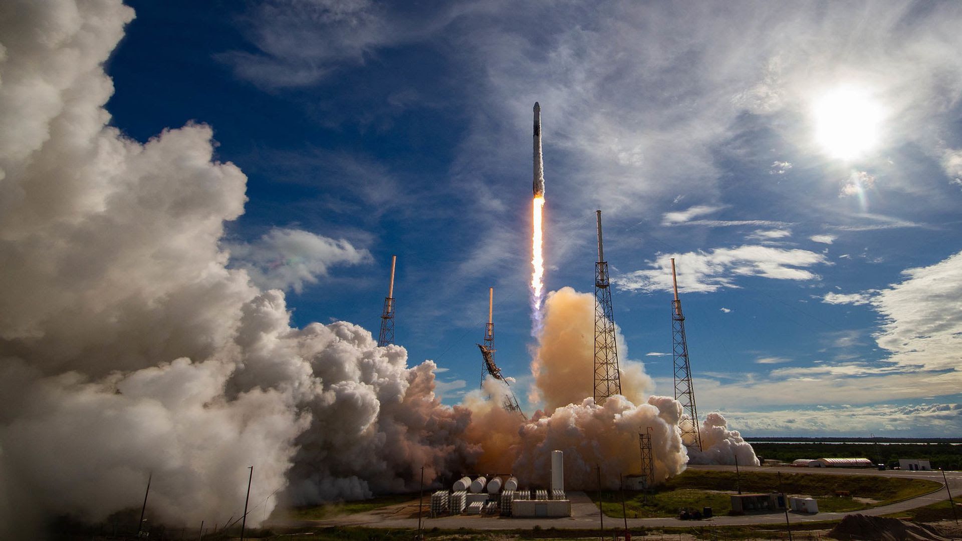 A SpaceX Falcon 9 rocket launching to space. Photo: SpaceX