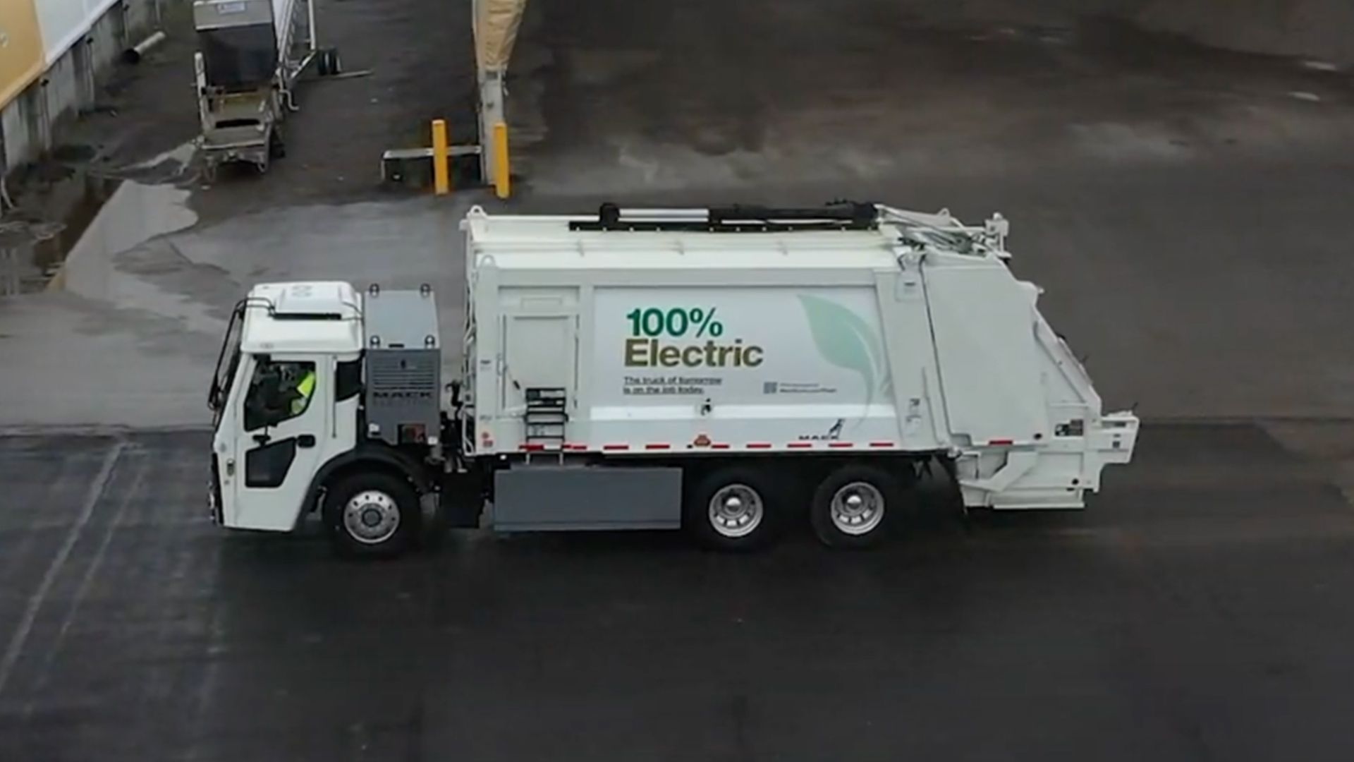 Des Moines buys its first electric garbage truck Axios Des Moines