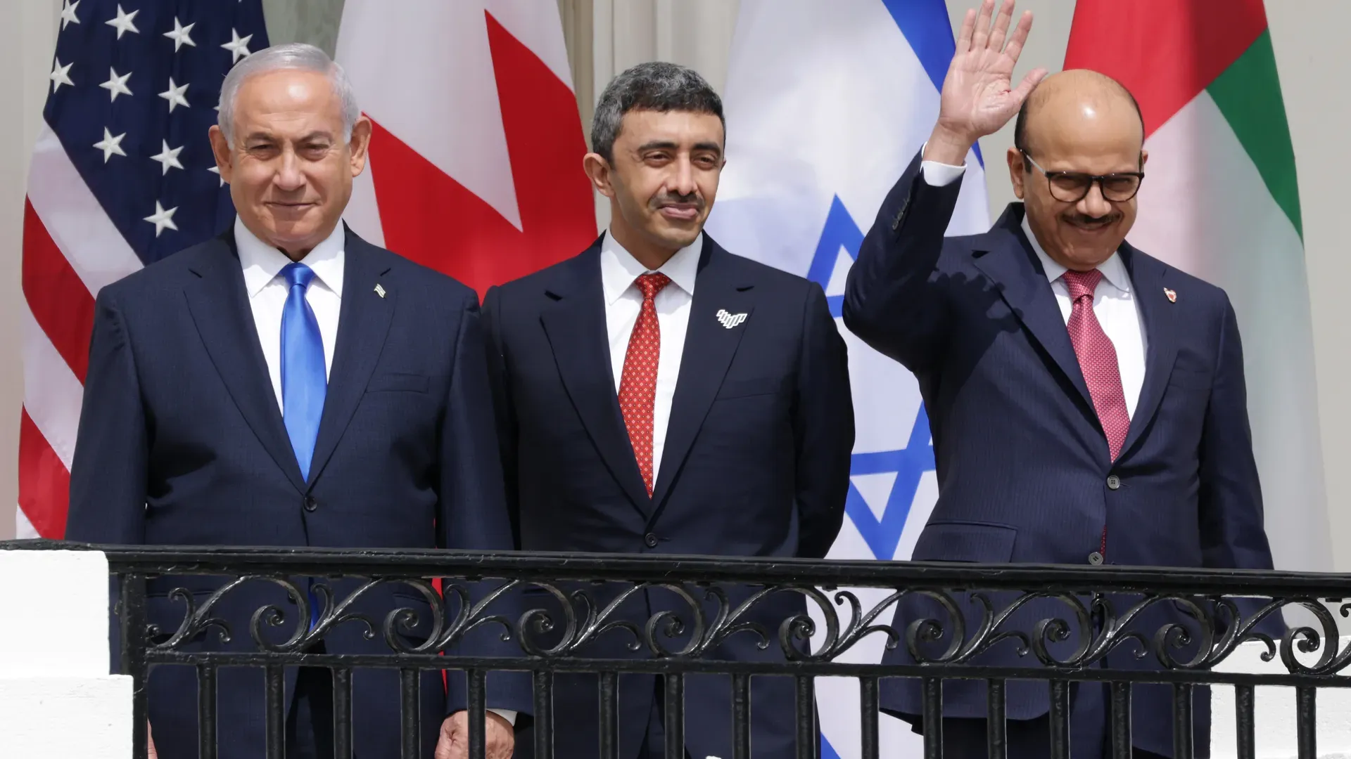 Israeli Prime Minister Benjamin Netanyahu, UAE Foreign Minister Abdullah bin Zayed bin Sultan Al Nahyan, and Bahraini Foreign Minister Abdullatif bin Rashid Al Zayani at the Abraham Accords signing in 2020.
