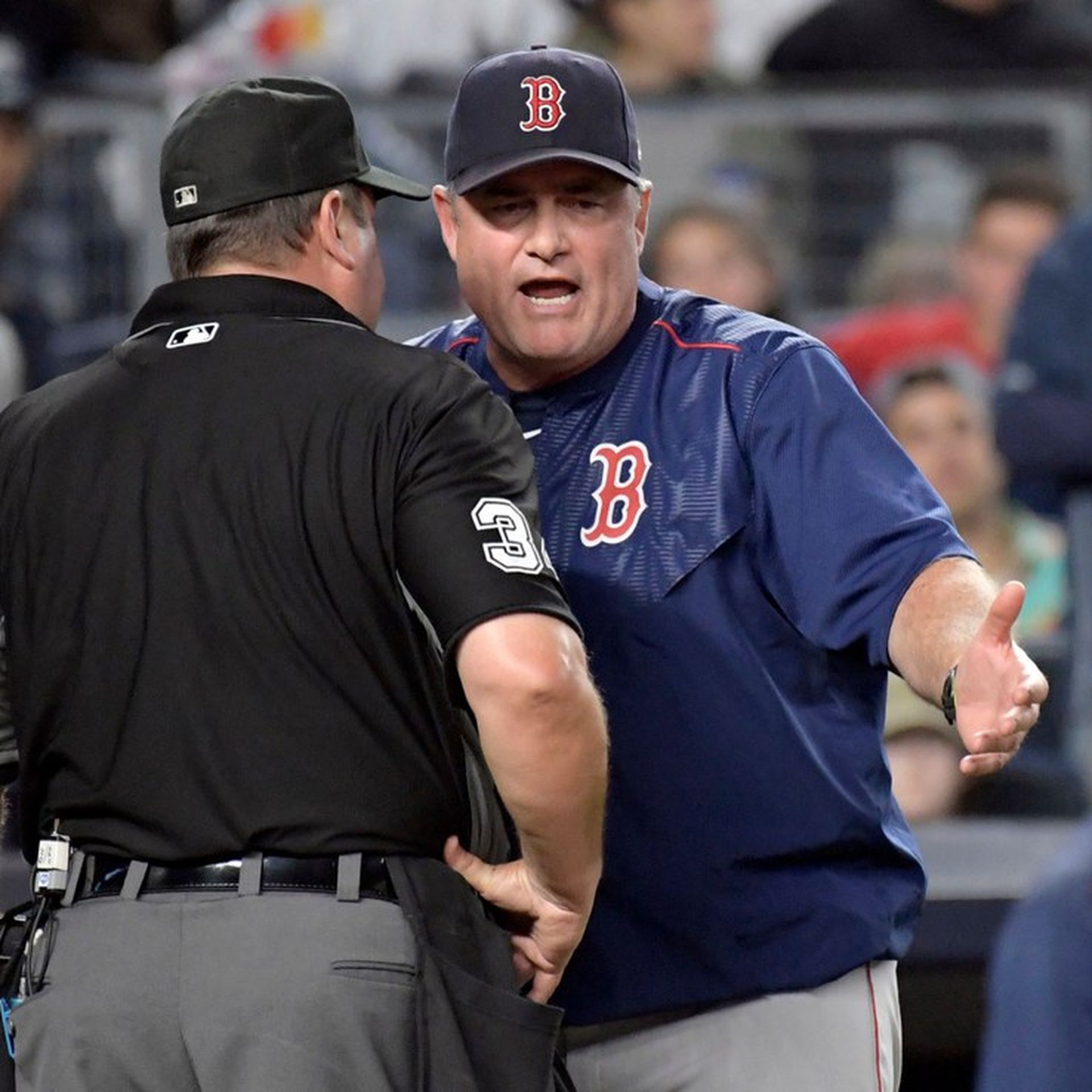 Report: Red Sox Used Apple Watch To Steal Yankees' Signs