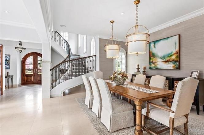 4026 St. Germaine Ln interior