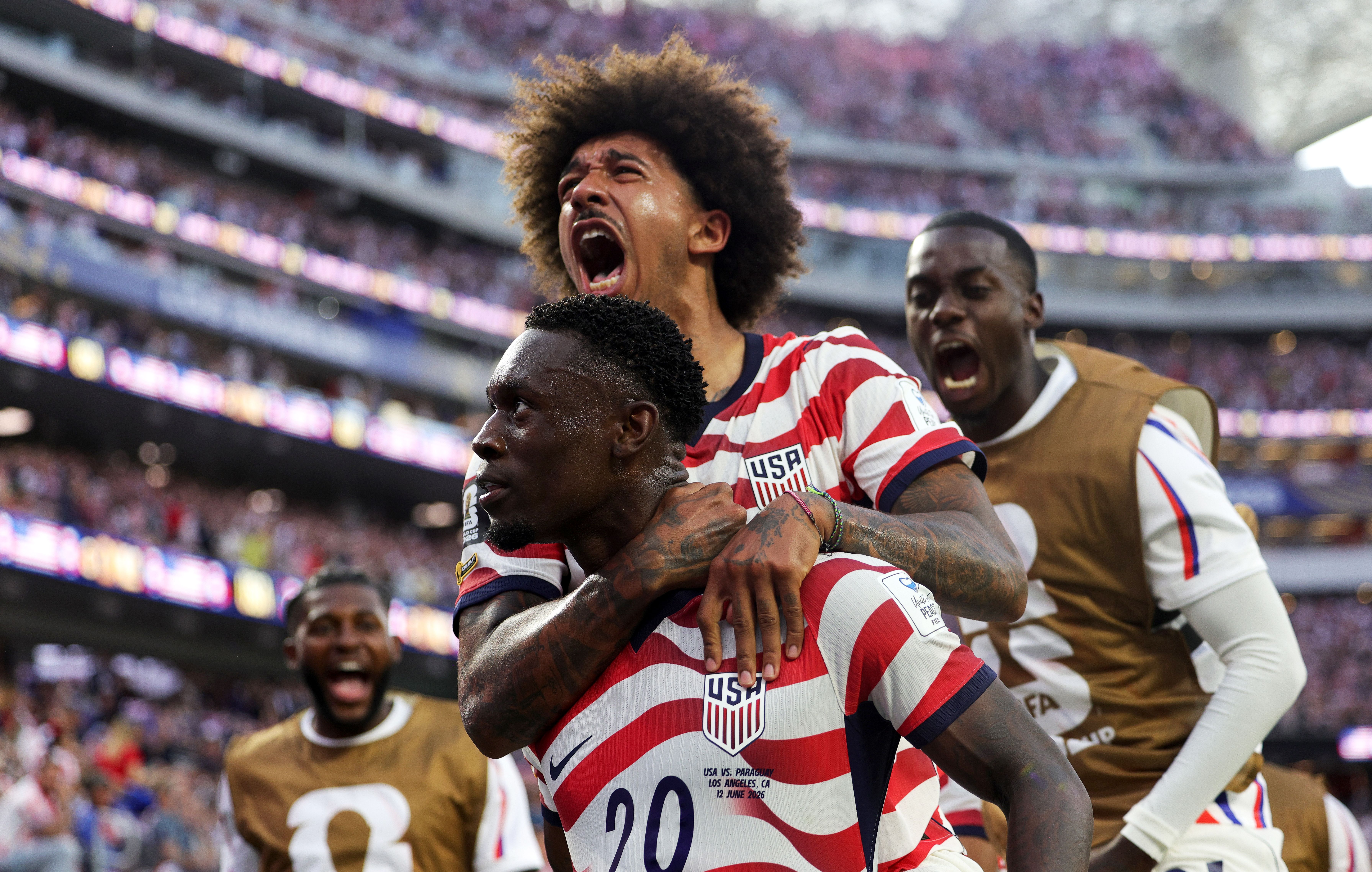 U.S. routs Paraguay 4-1 in World Cup opener
