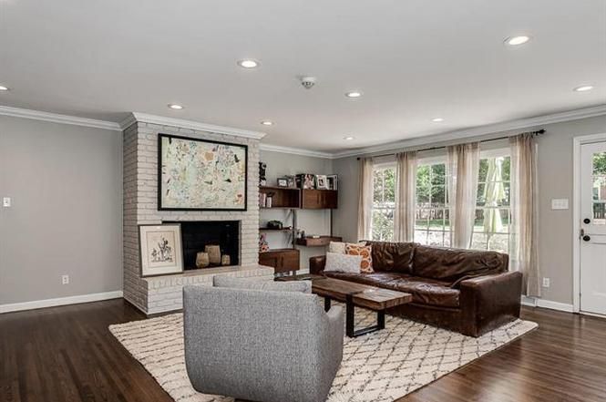 4101 Glenfall Ave living room