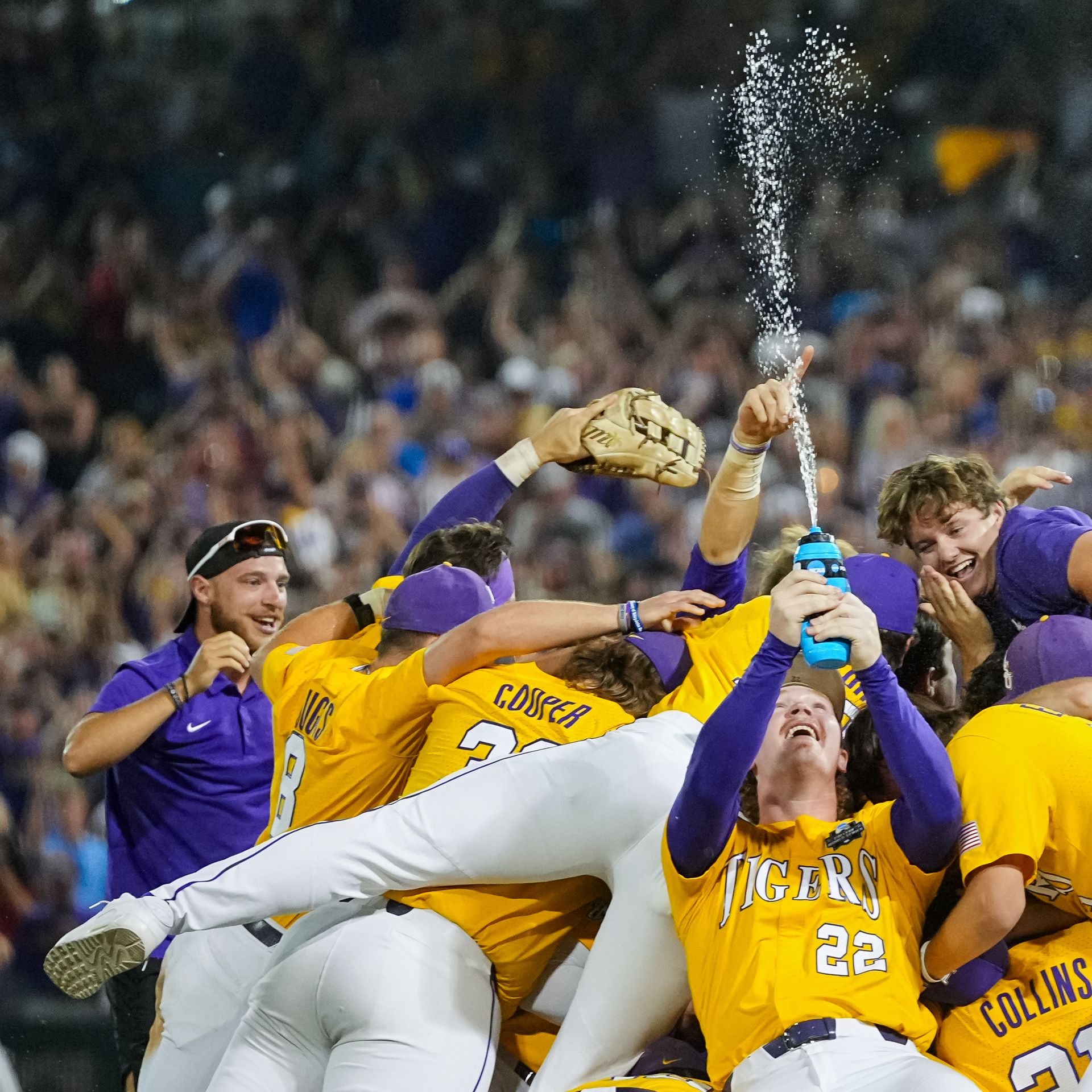 College World Series 2023 results: LSU demolishes Florida to claim seventh national  championship