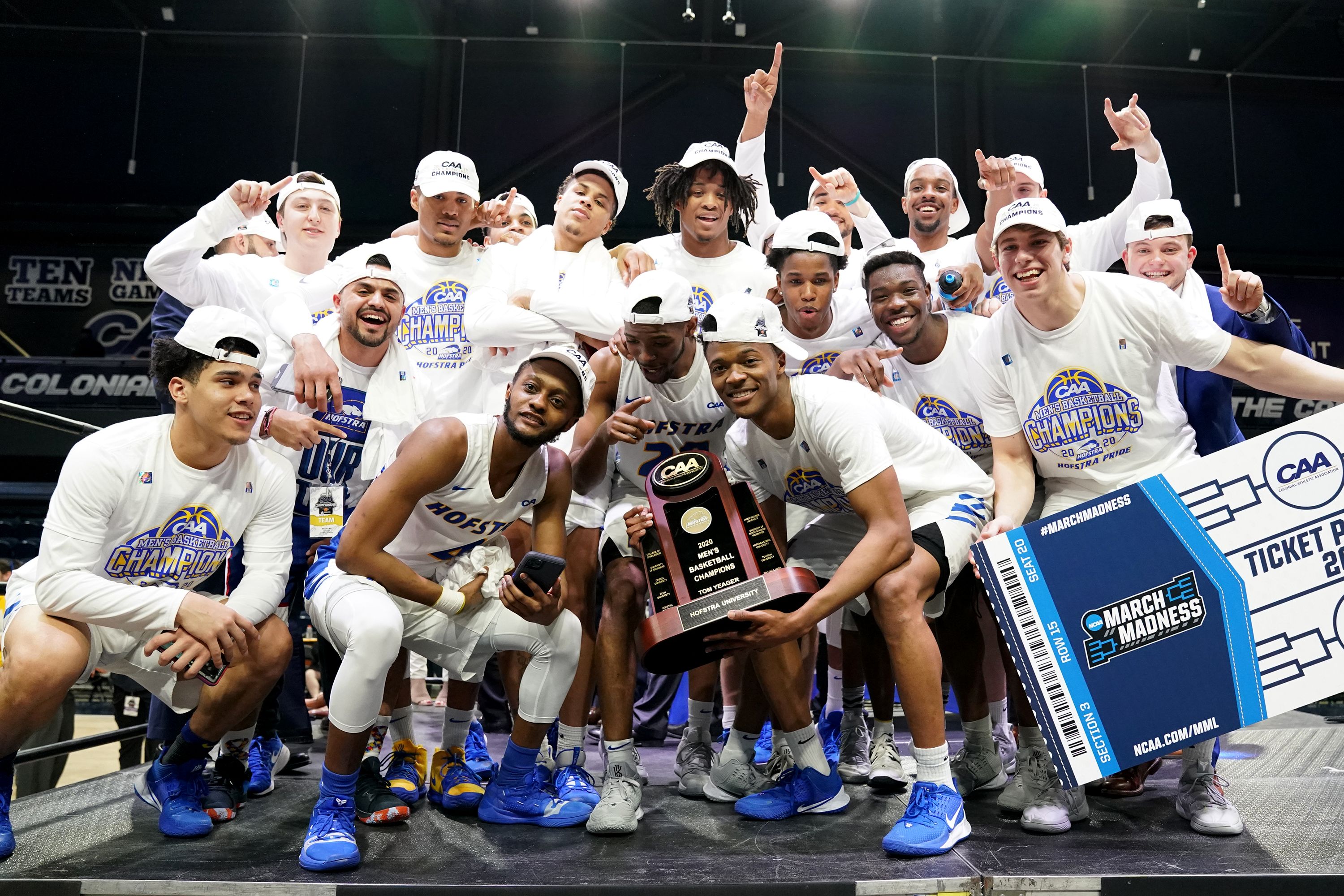 Hofstra basketball team