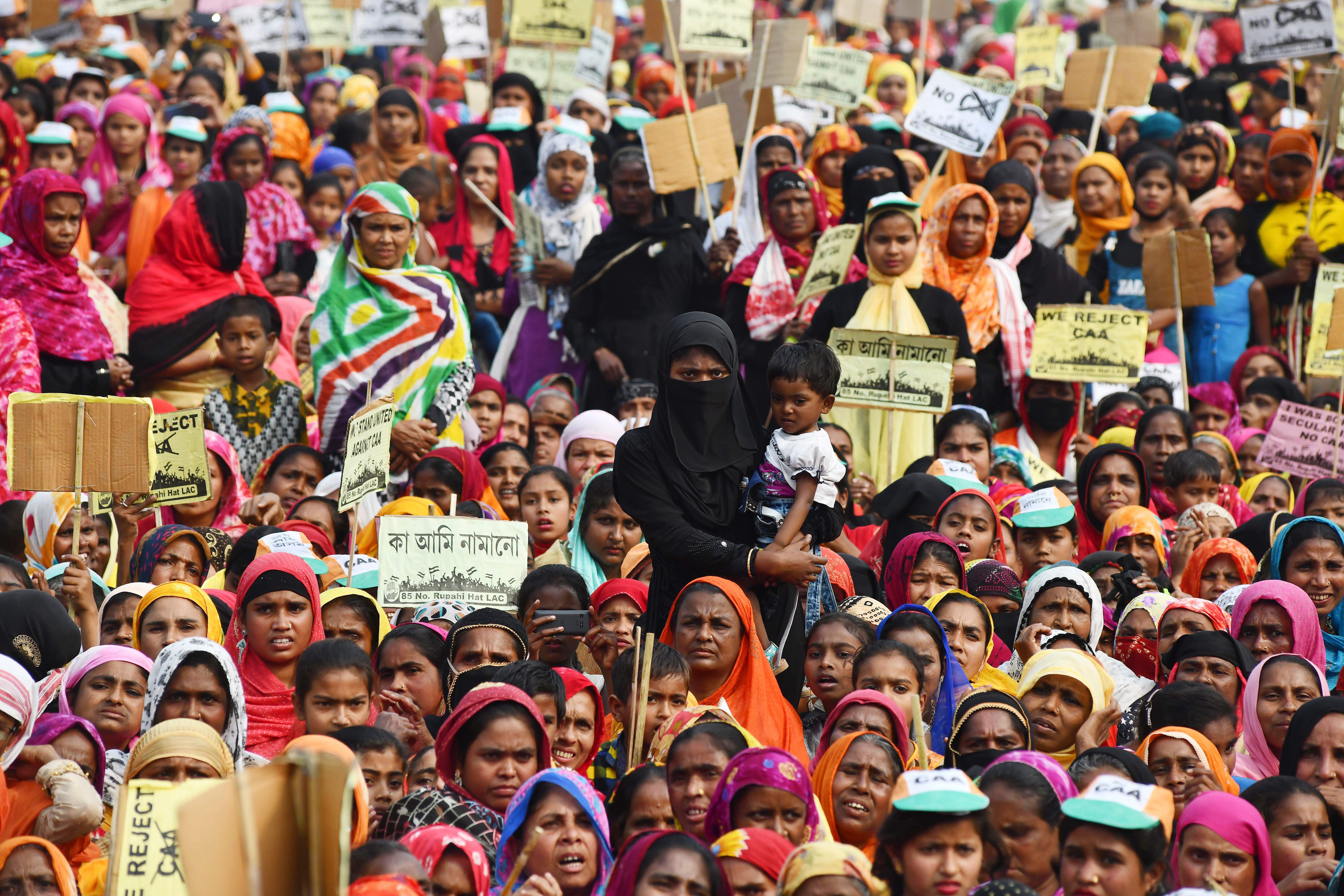 Muslim women protesting in India