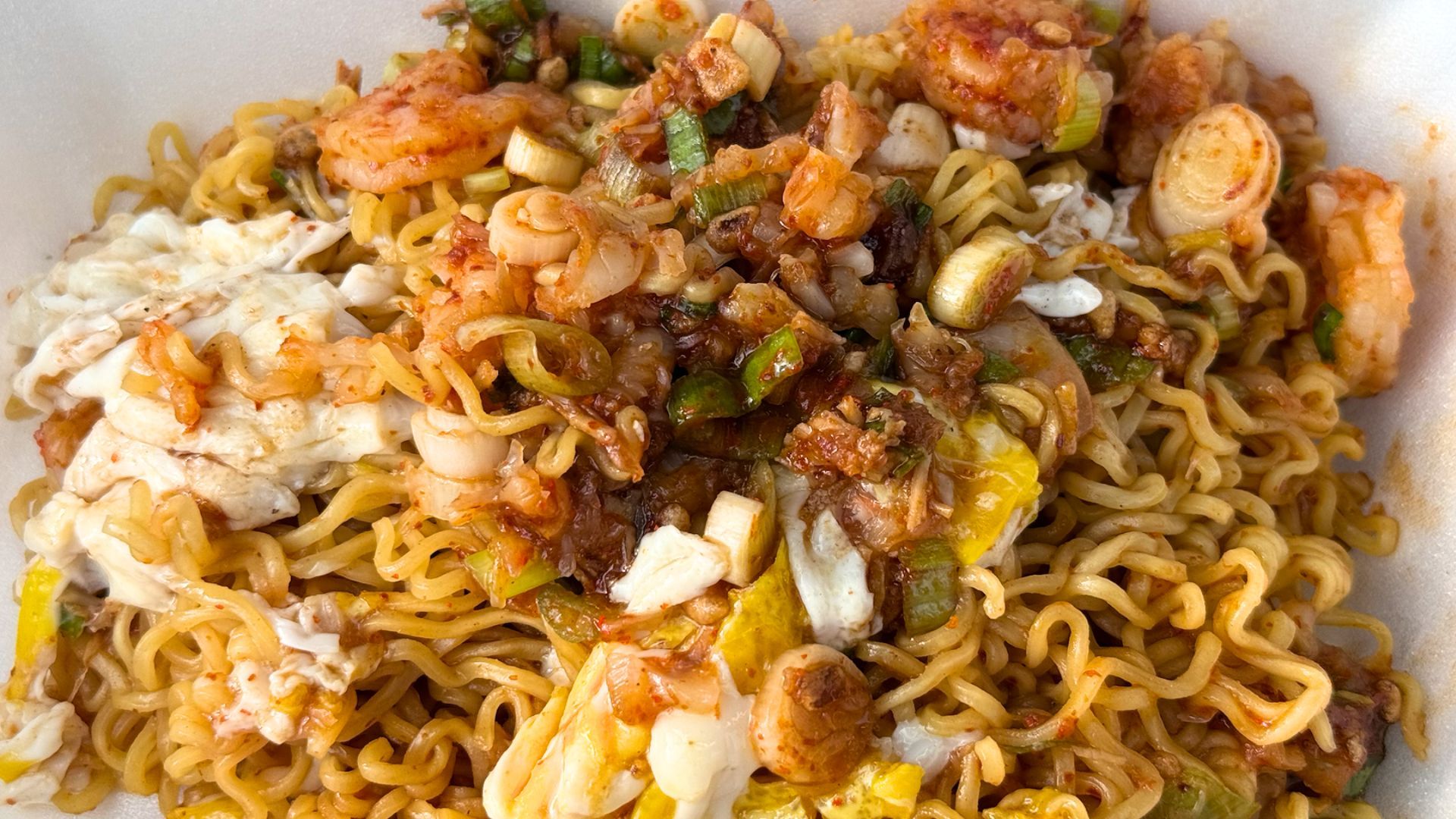 Spicy ramen. Photo:Moyo Adeolu/Axios