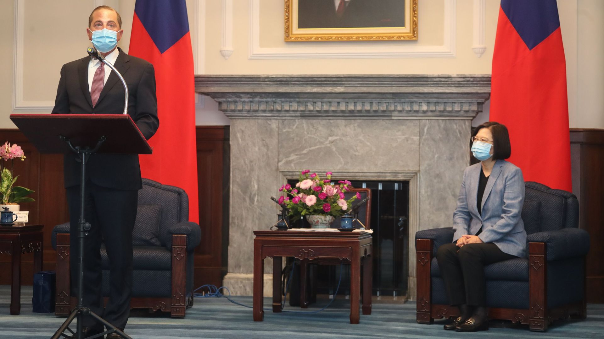 Secretary of Health and Human Services Alex Azar (L) speaks as Taiwan's President Tsai Ing-wen (R) looks on during his visit to the Presidential Office in Taipei on August 10