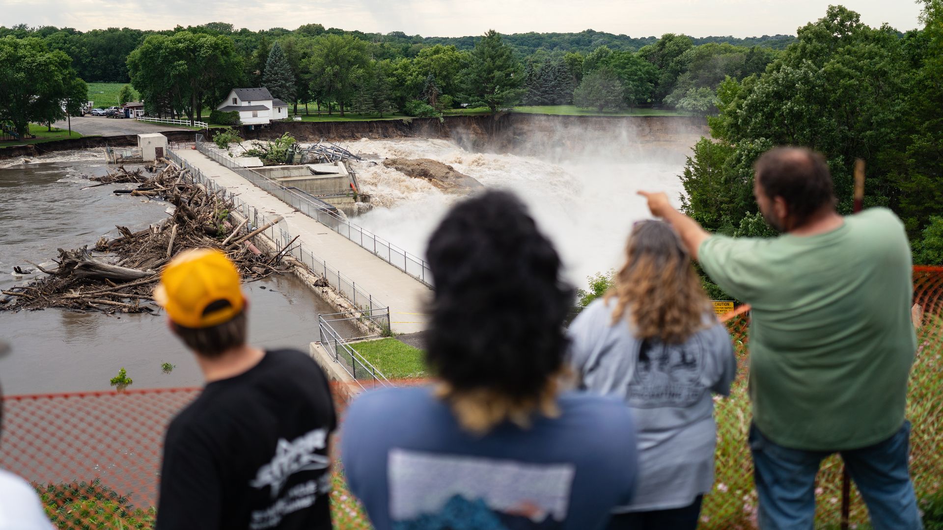 Midwest flooding devastates drenched region still under flood warnings