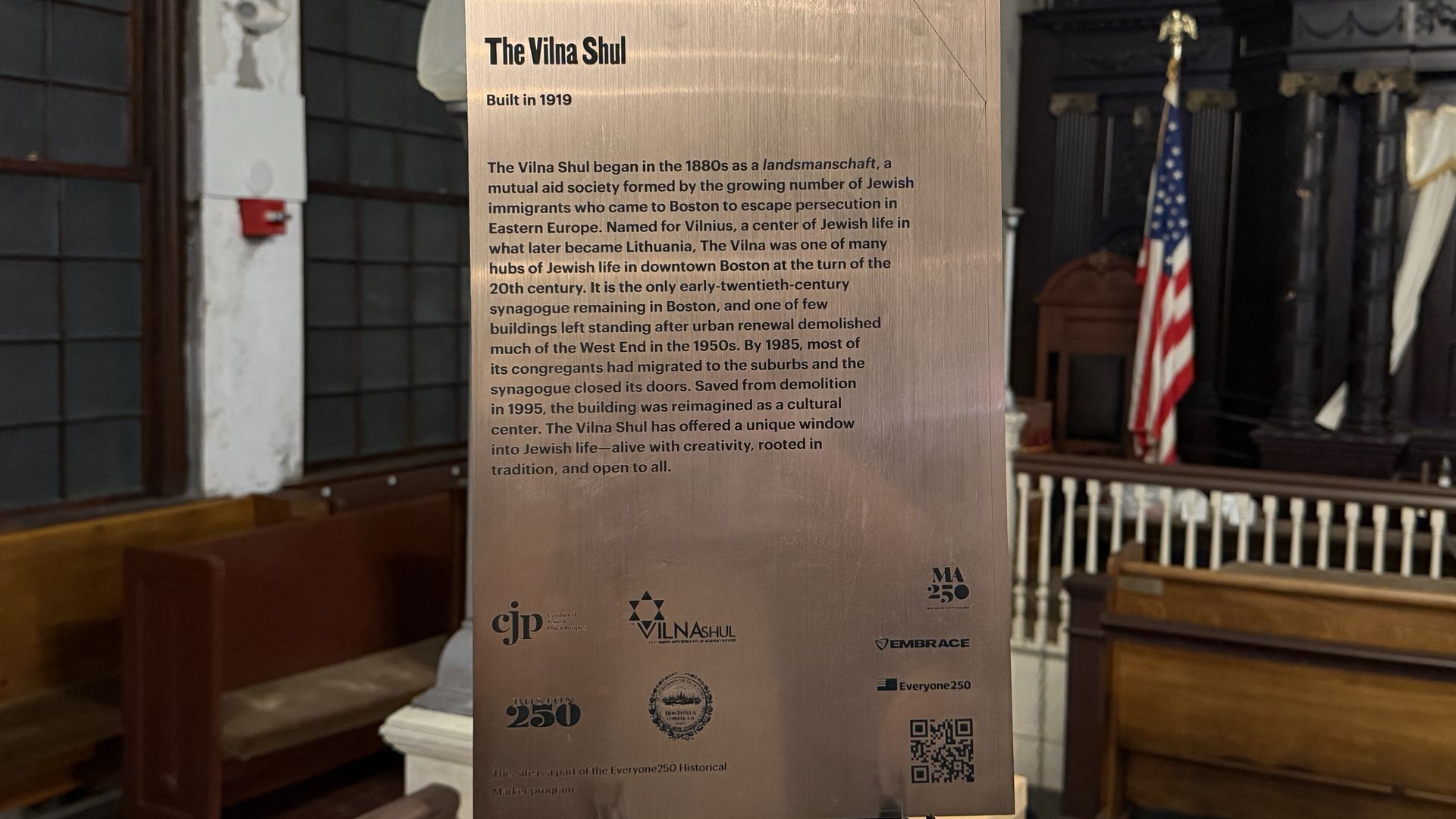 A bronze plaque that describes the Vilna Shul's history as part of Everyone250, an initiative led by the nonprofit Embrace Boston to highlight Boston's diverse history as the nation turns 250 years old.