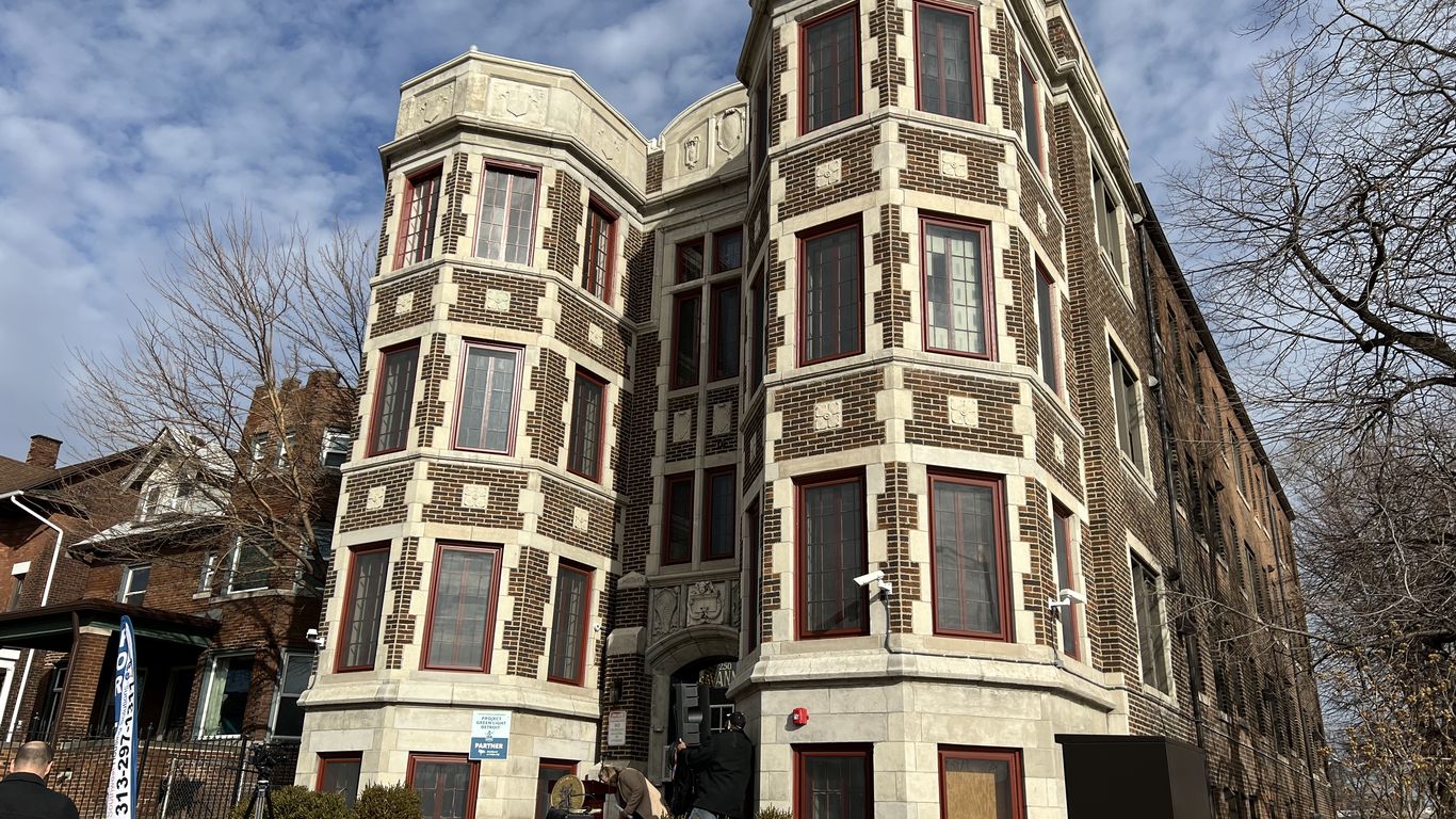 Historic apartment buildings get new life in Southwest Detroit Axios