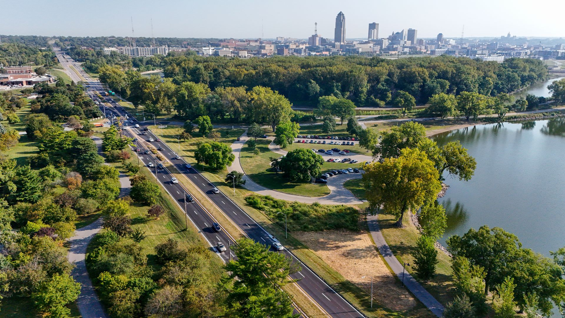 An aerial image of Fleur Drive near Gray's Lake