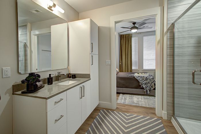 Novel Montford Park bathroom