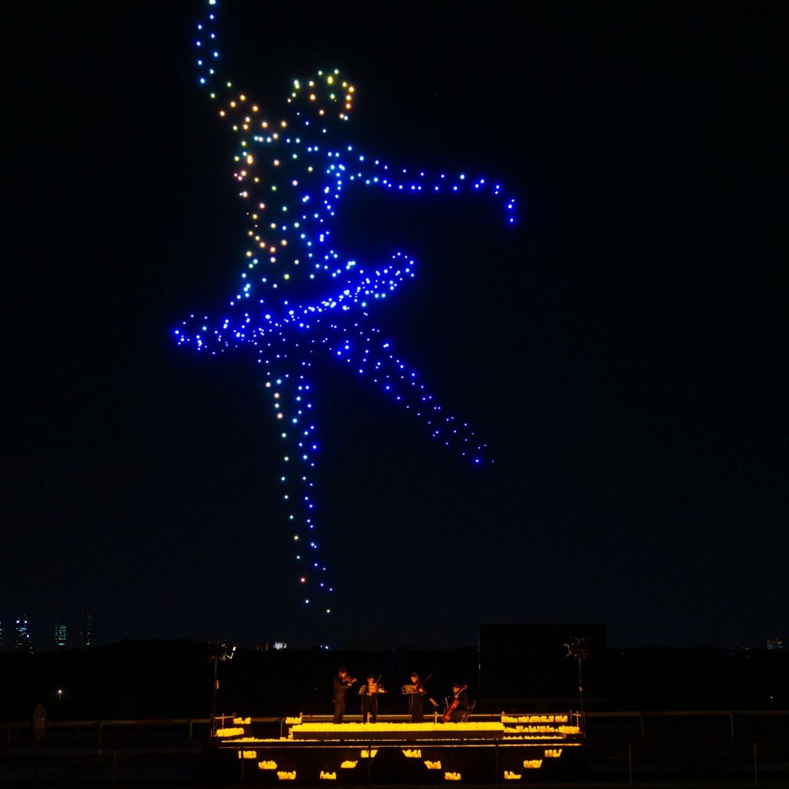 DroneArt Show brings illuminated performance, concert to