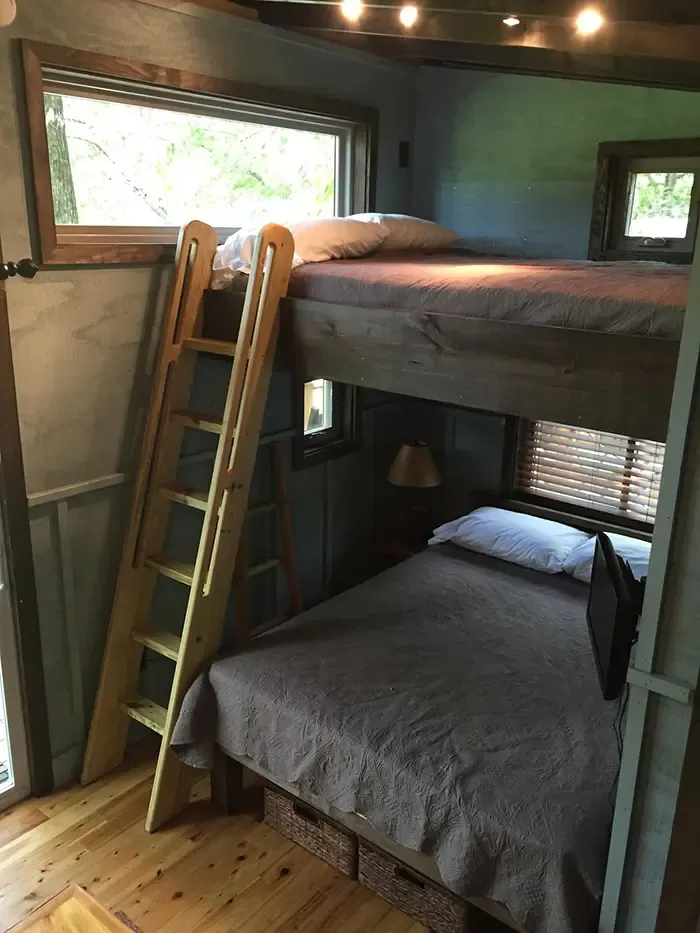 Cherry Treesort Big Nick bunks