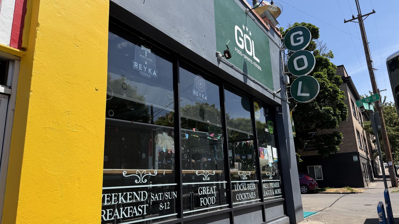 Portland's GOL chases best soccer bar title