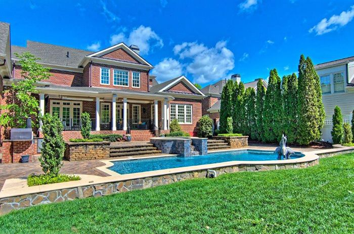 ron rivera listing back