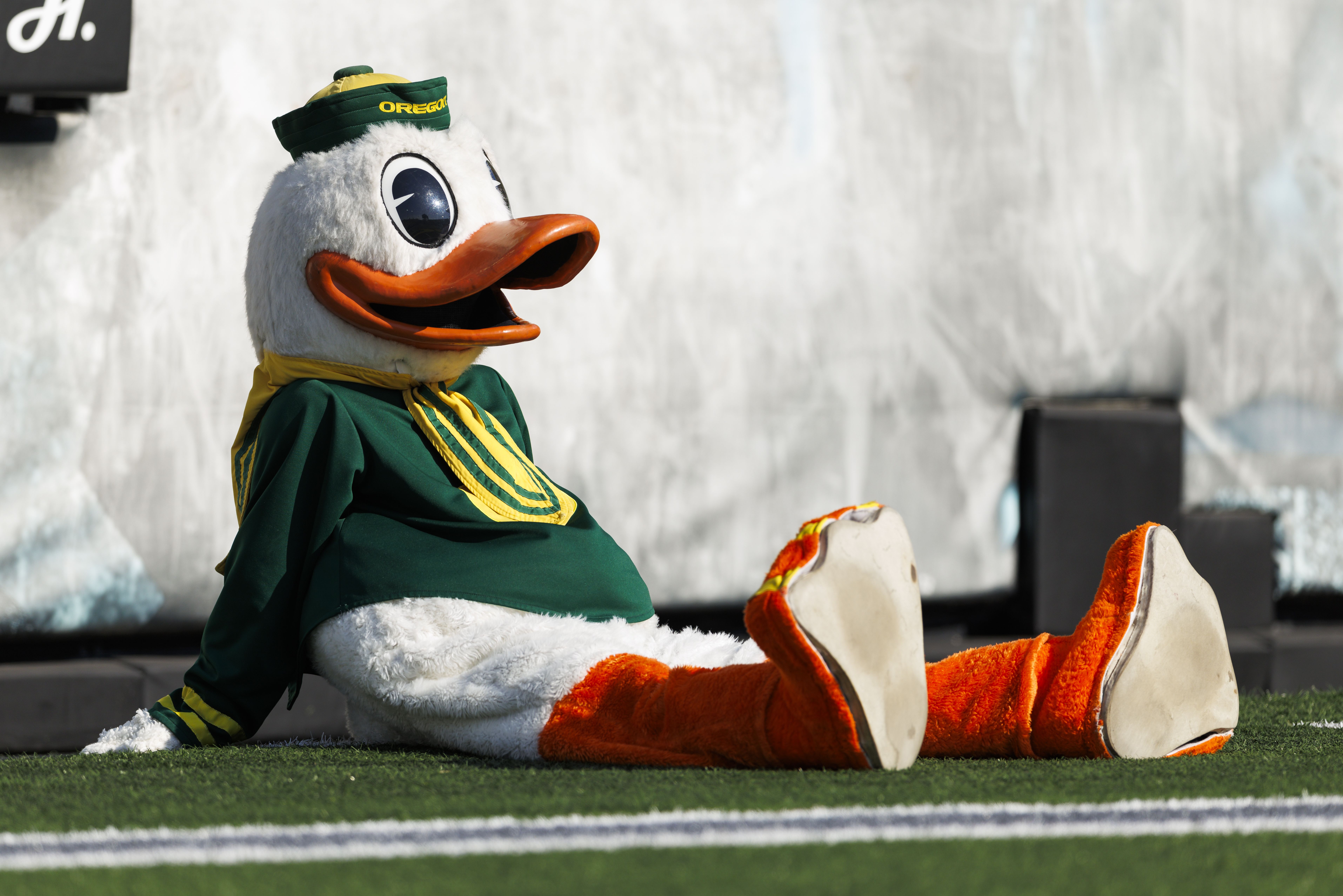 OSU heads west to face the Oregon Ducks, its new Big Ten Conference foe