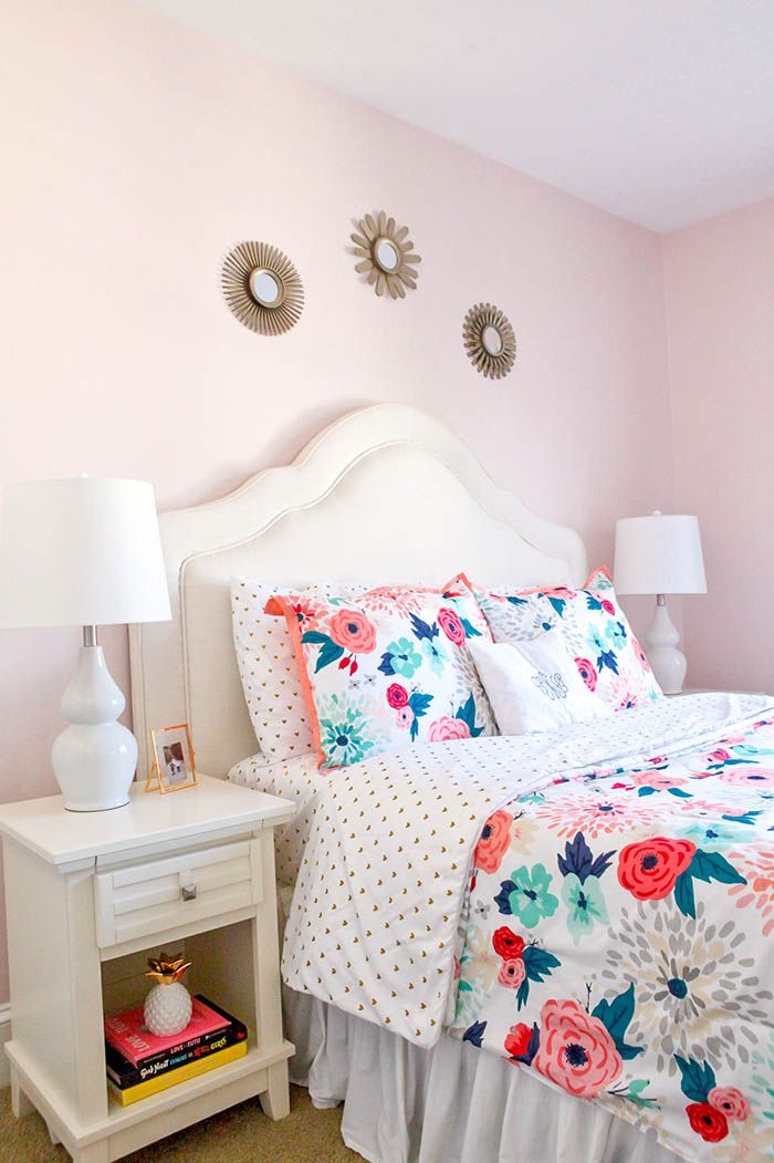 Carolina Charm Home Tour Caroline's Room (1)