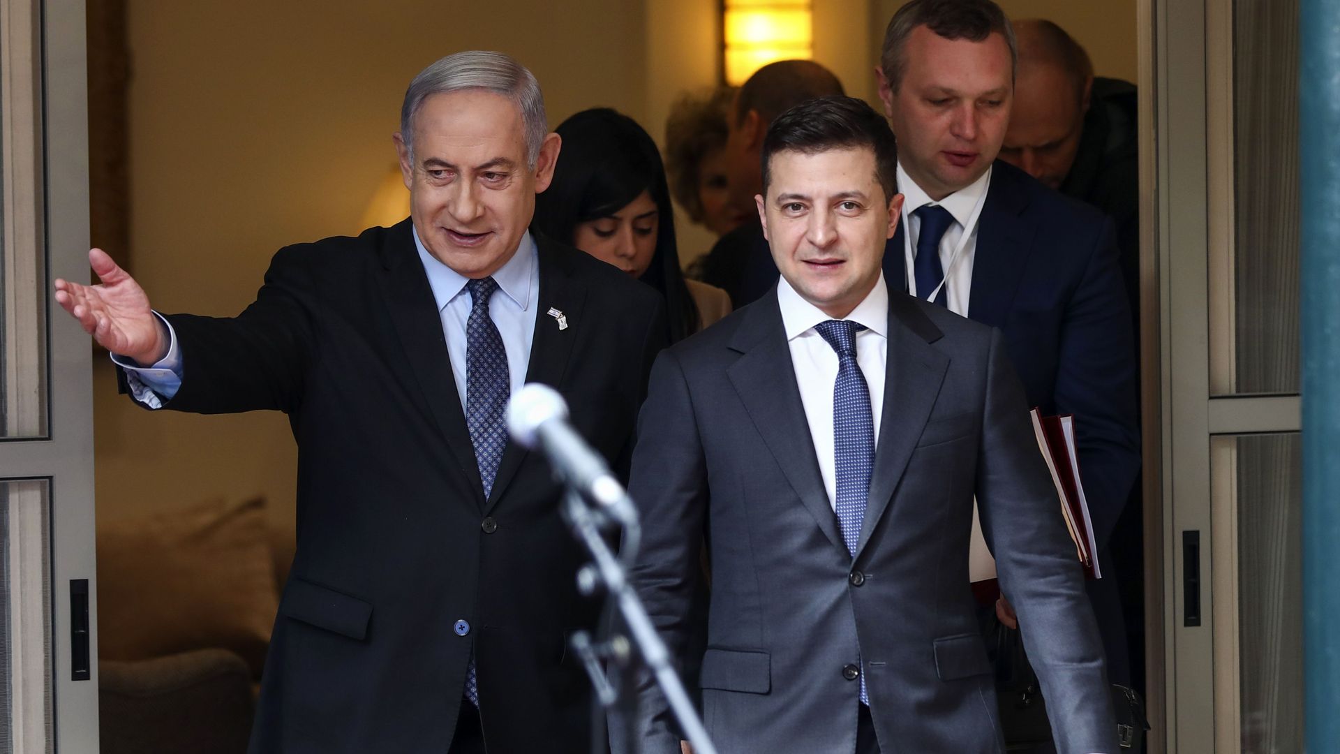 Netanyahu and Zelensky arrive for a meeting in Jerusalem on Jan. 24, 2020. Photo:  Oded Balilty/AFP via Getty Images 