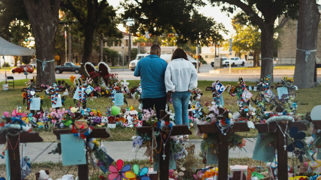 Uvalde victims' parents pressure Abbott on gun control ahead of ...