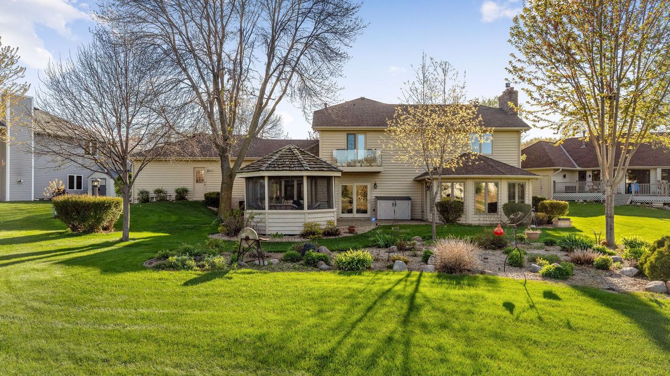 Twins legend Kirby Puckett's former Brooklyn Park home is on the market for 485K Axios Twin