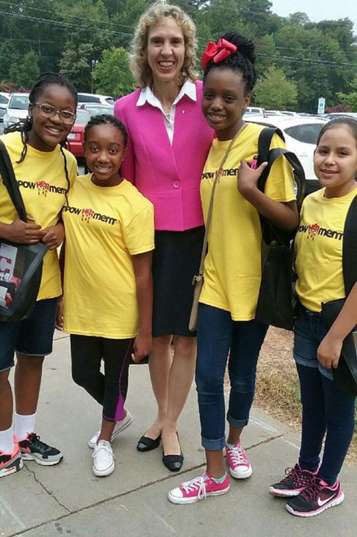 empowherment-group-with-jennifer-roberts