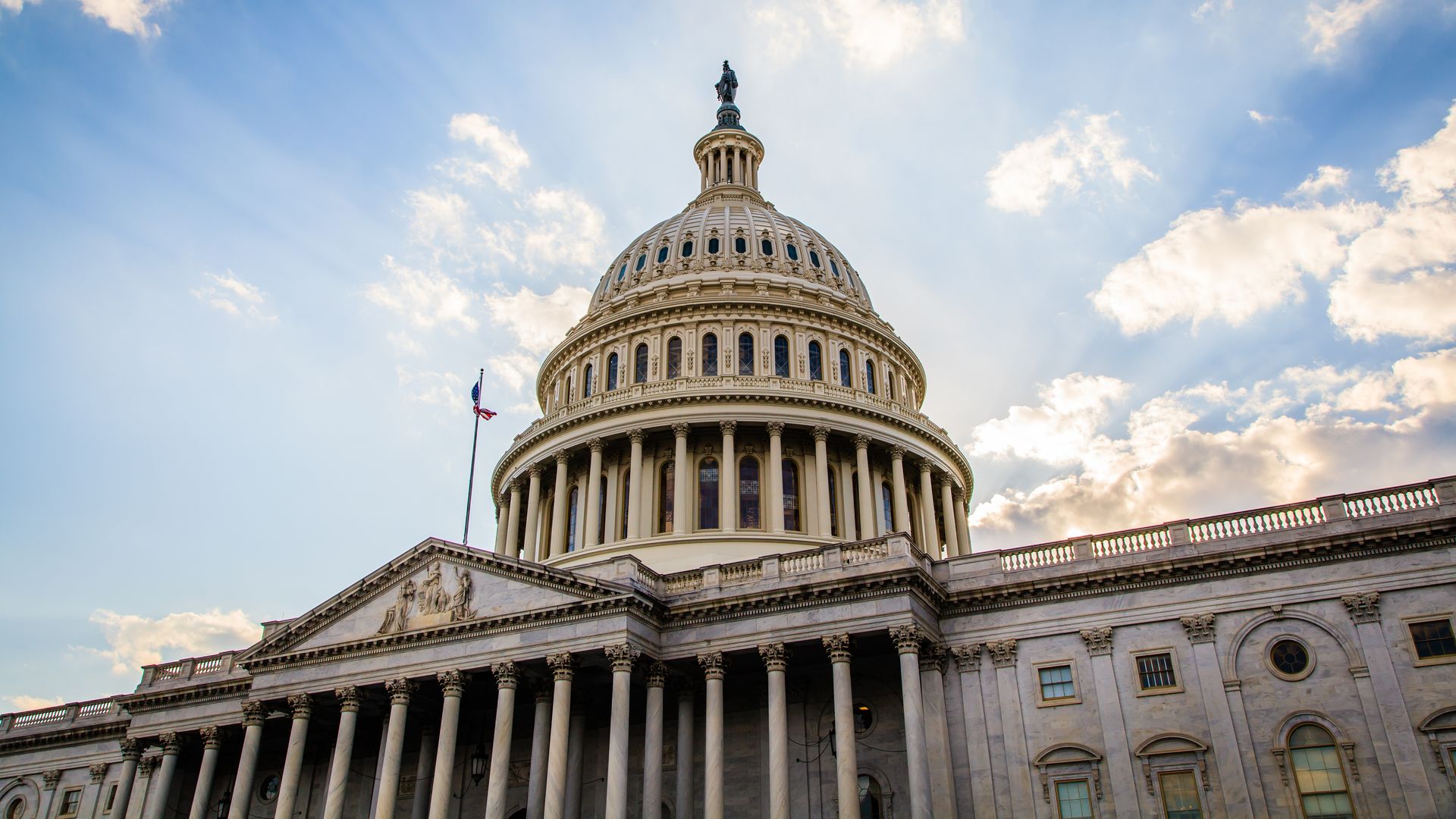 A picture of the Capitol building.