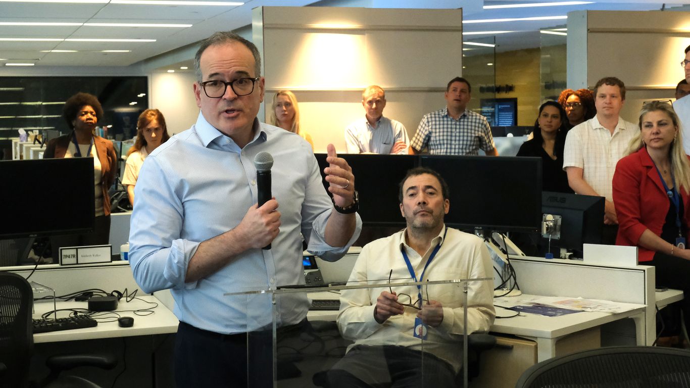 What WaPo editor Matt Murray told Puck about Bezos, layoffs and the publisher - Axios