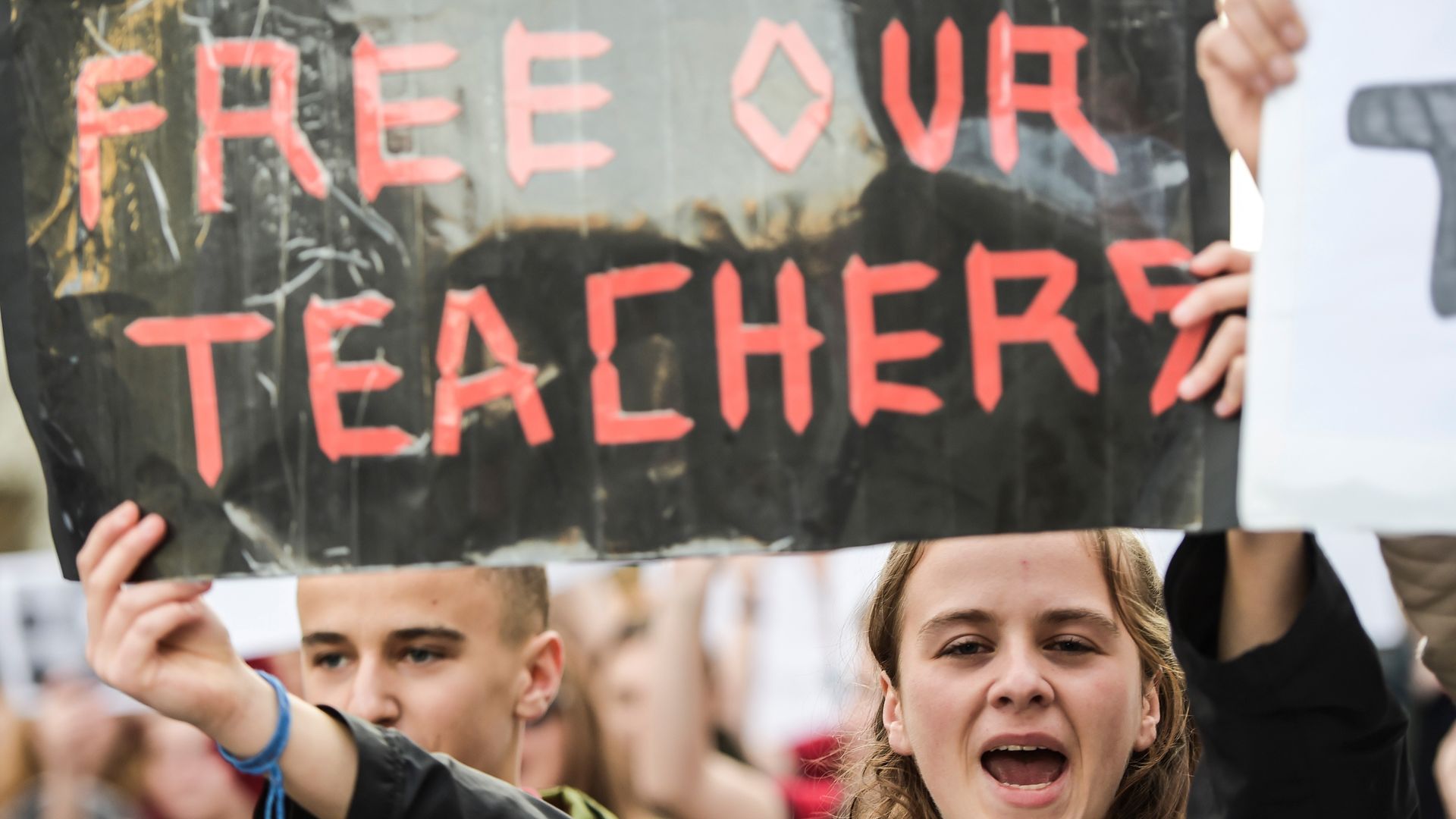 Students of Mehmet Akif College demonstrate against the arrest of their teachers in Pristina on March 29, 2018. 