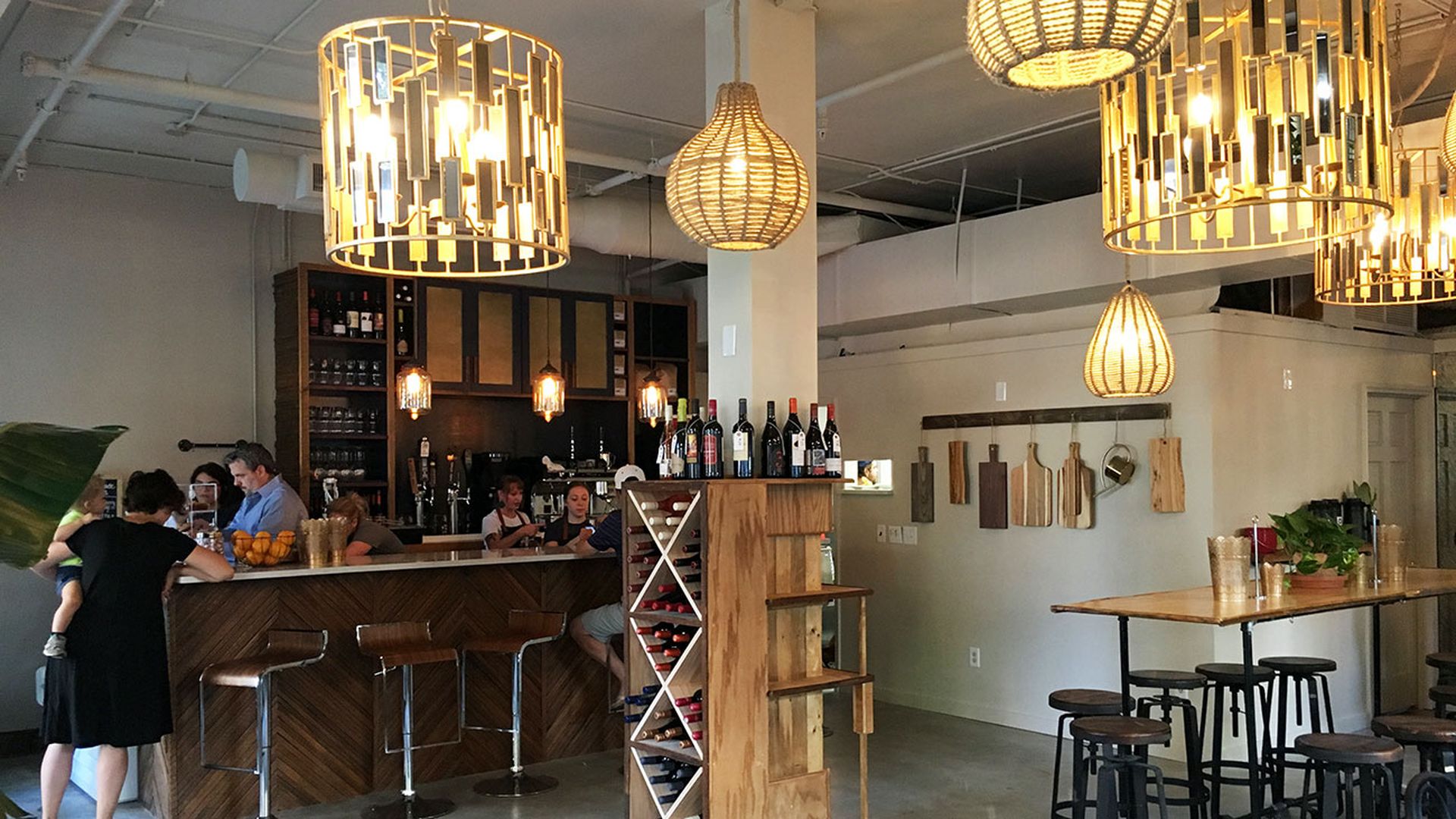 roots-cafe-in-south-end-charlotte-nc