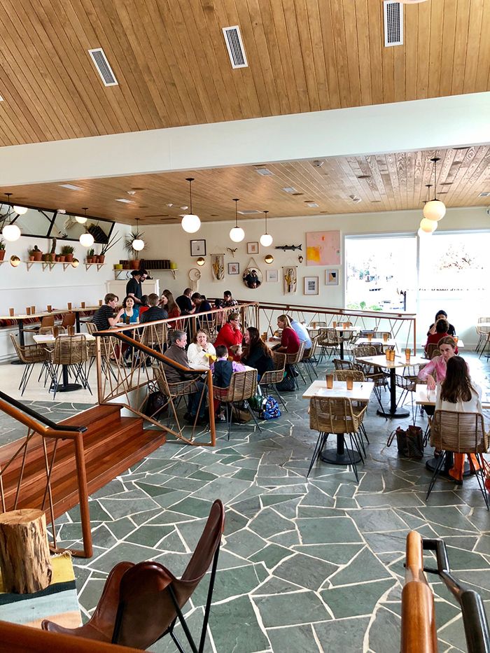 interior-of-hello-sailor-lake-norman