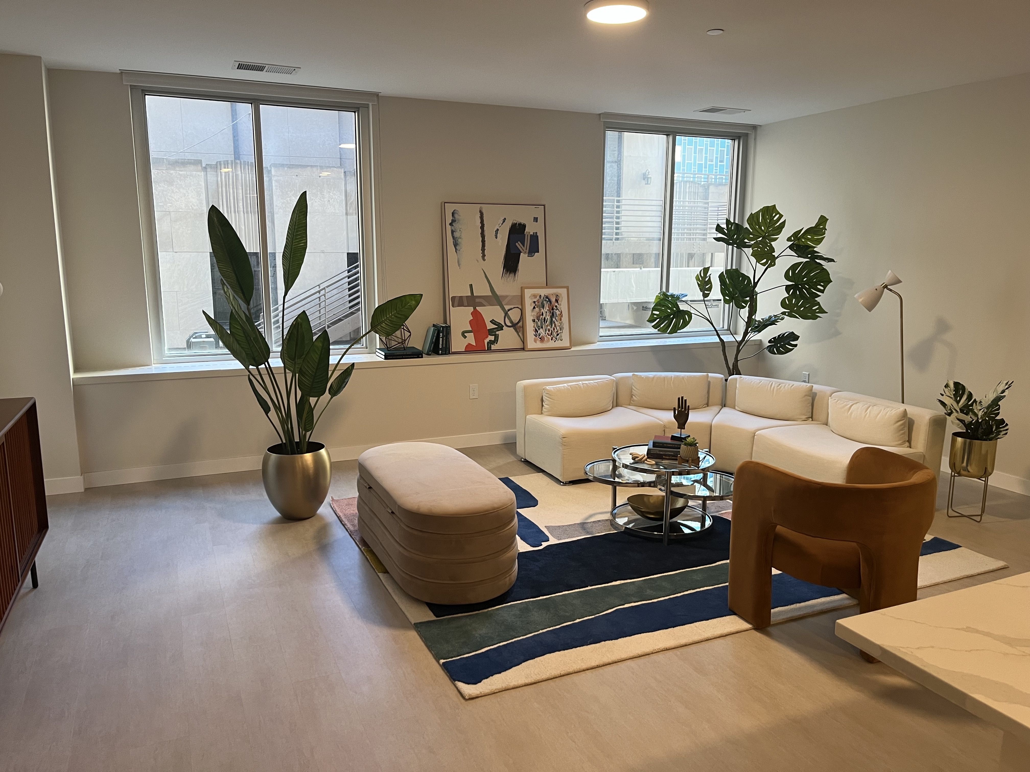 A photo of a living room 