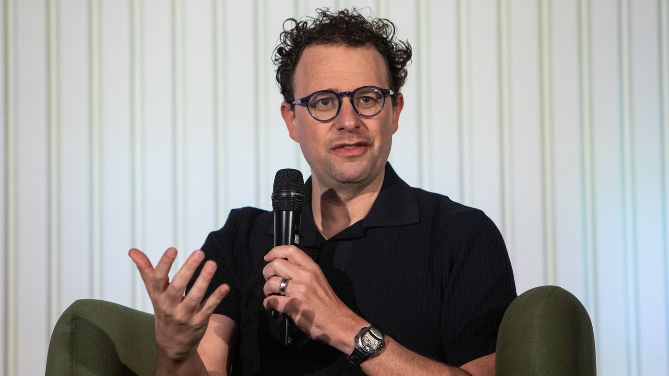 images.axios.com image