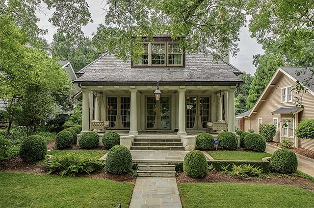 2014 Dartmouth Place exterior