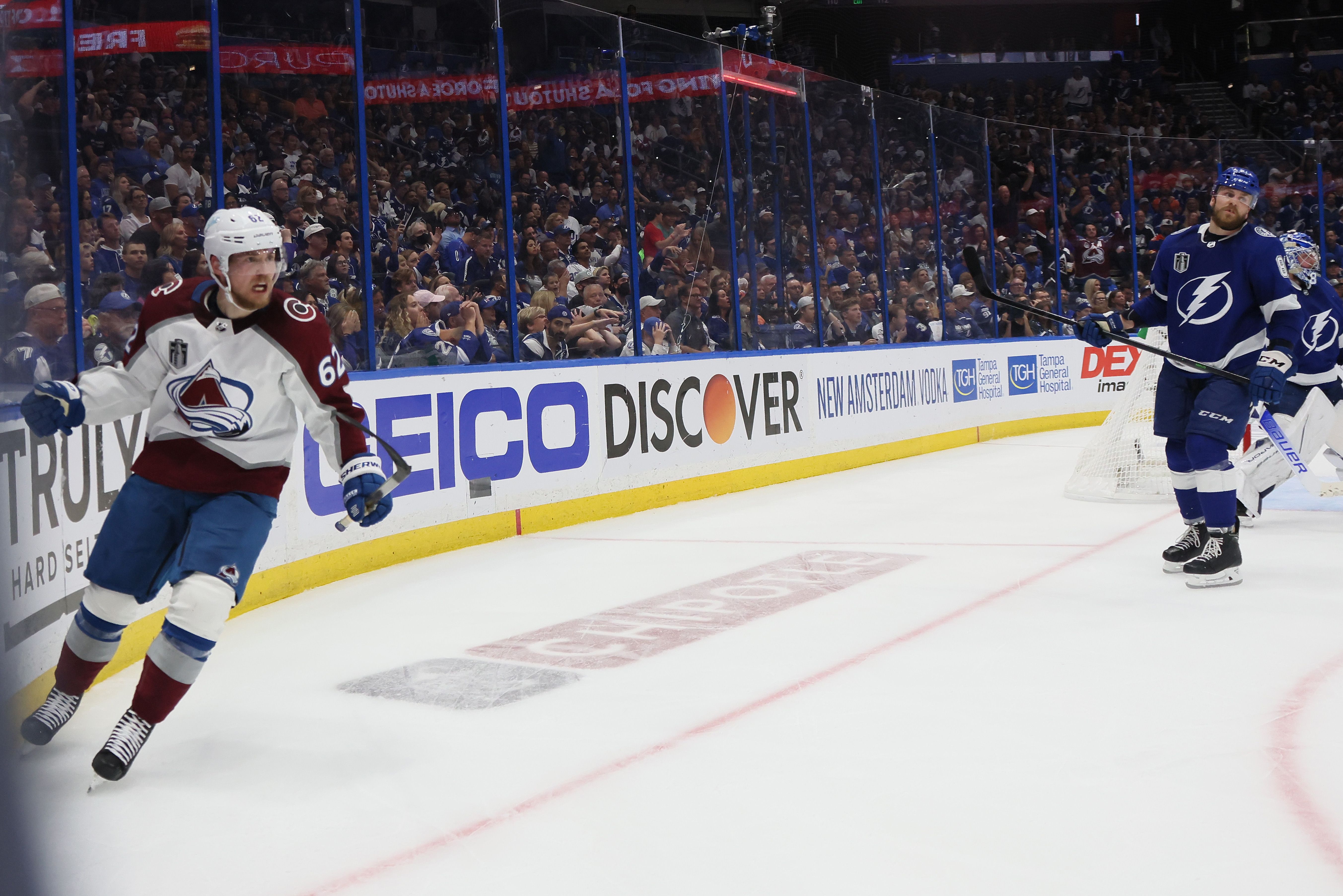 Photos: The Colorado Avalanche win the Stanley Cup - Axios Denver