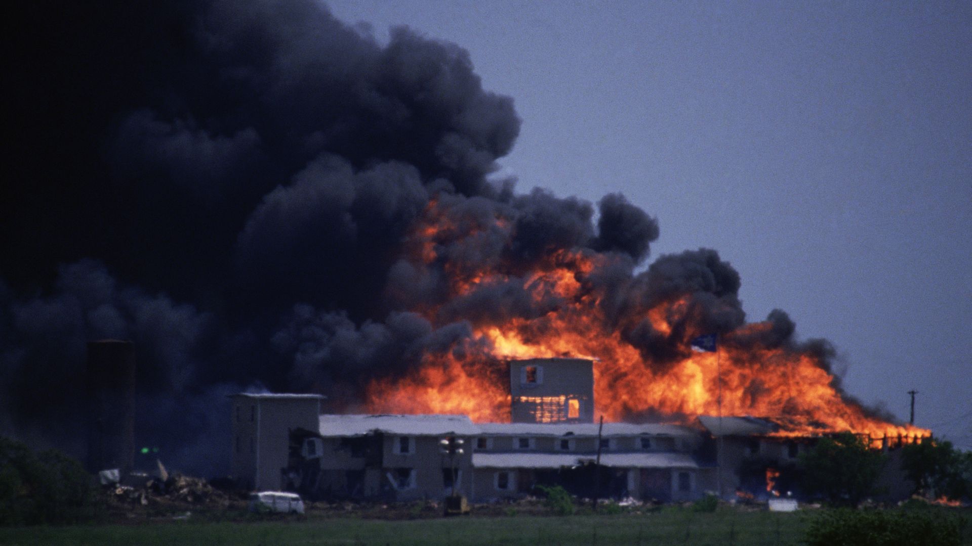 The Branch Davidian ranch on fire