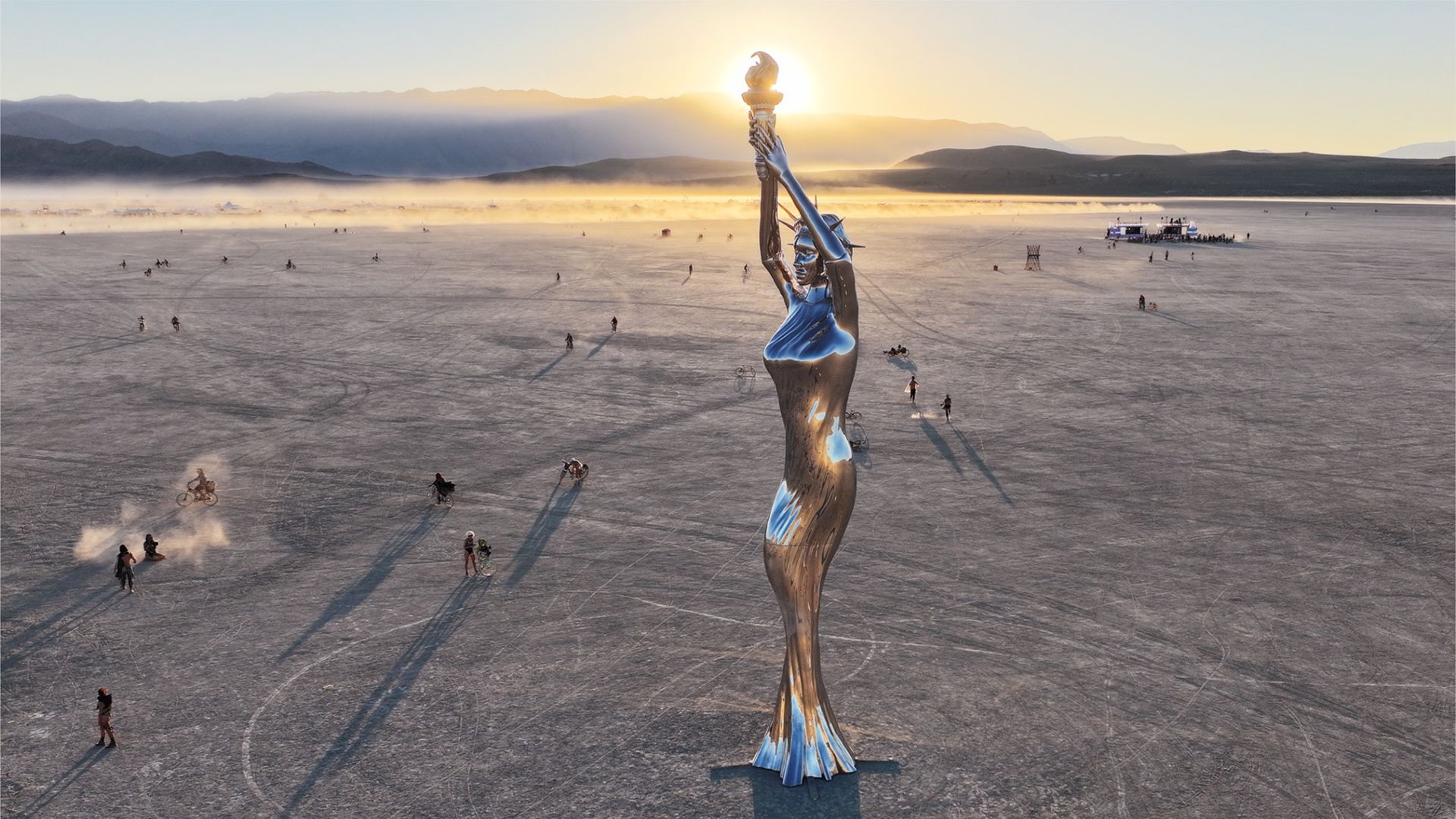 A giant, mirror-finish Lady Liberty. 