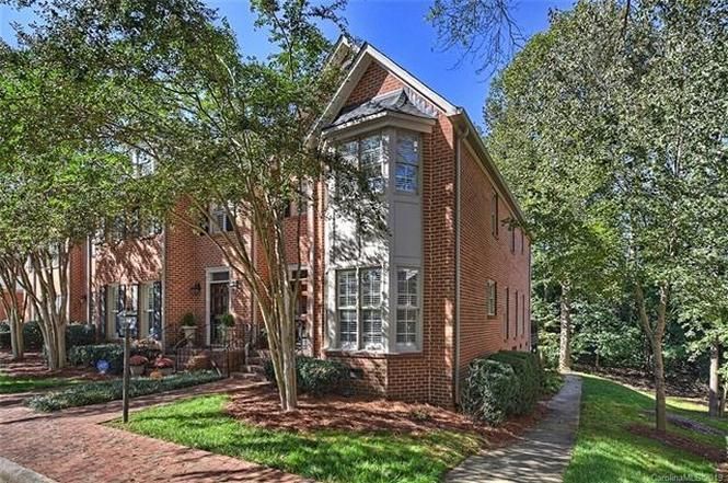 3537 Kylemore Court exterior