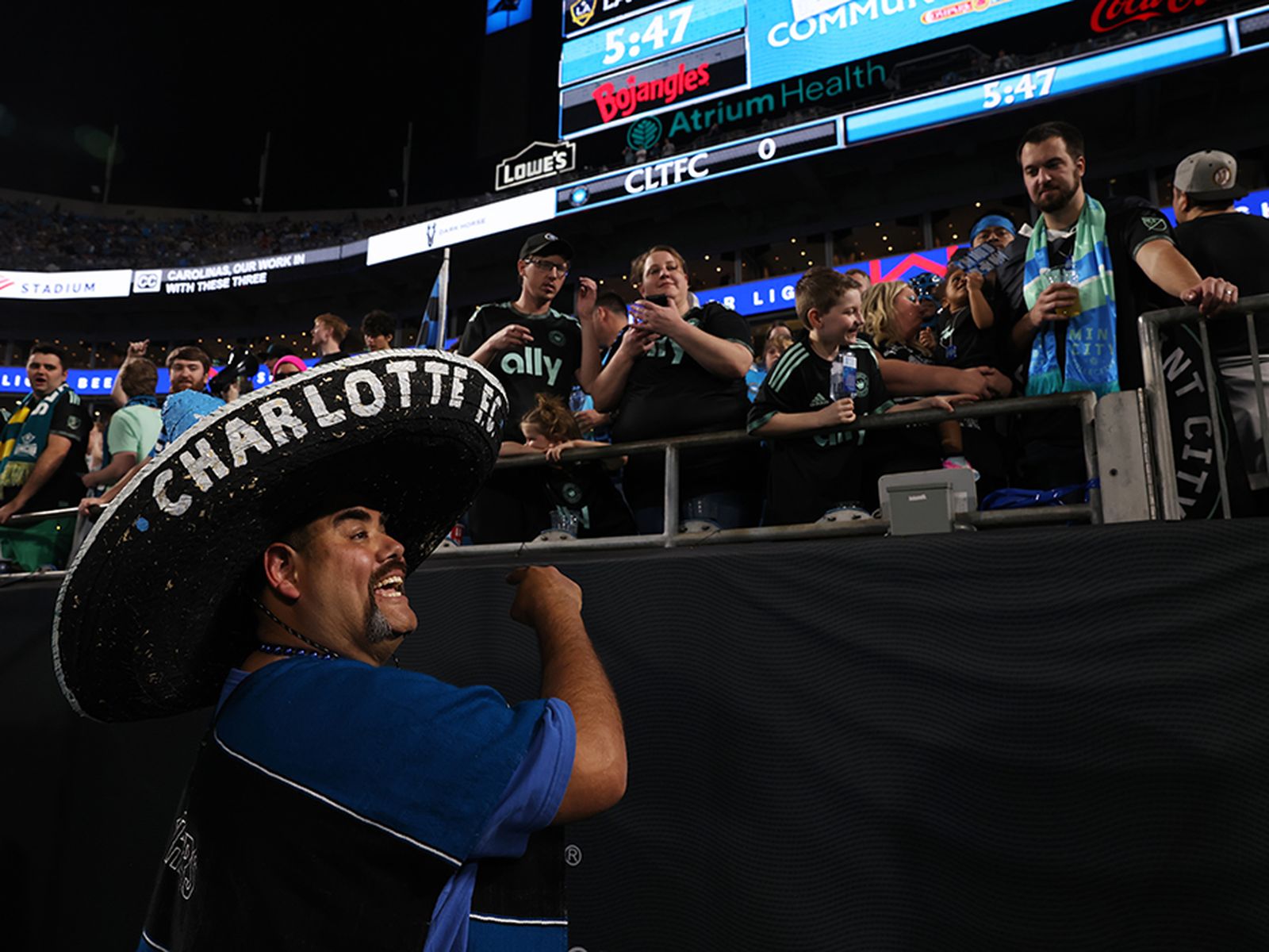 10+ Hispanic people making history in Charlotte today - Axios