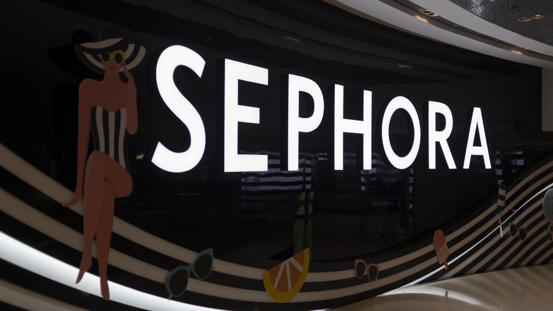 Sephora light up sign.