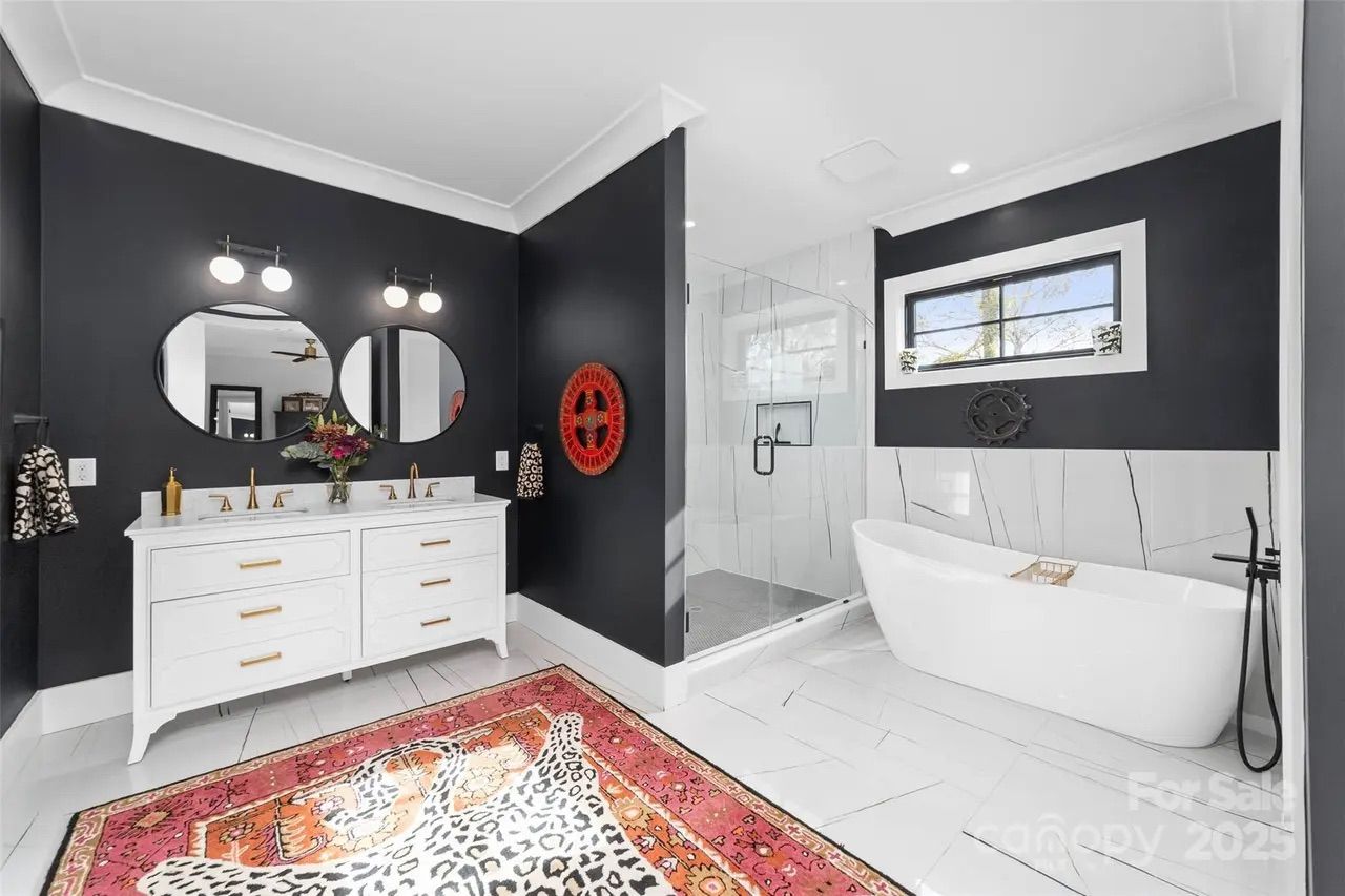 houses for sale in charlotte during thanksgiving