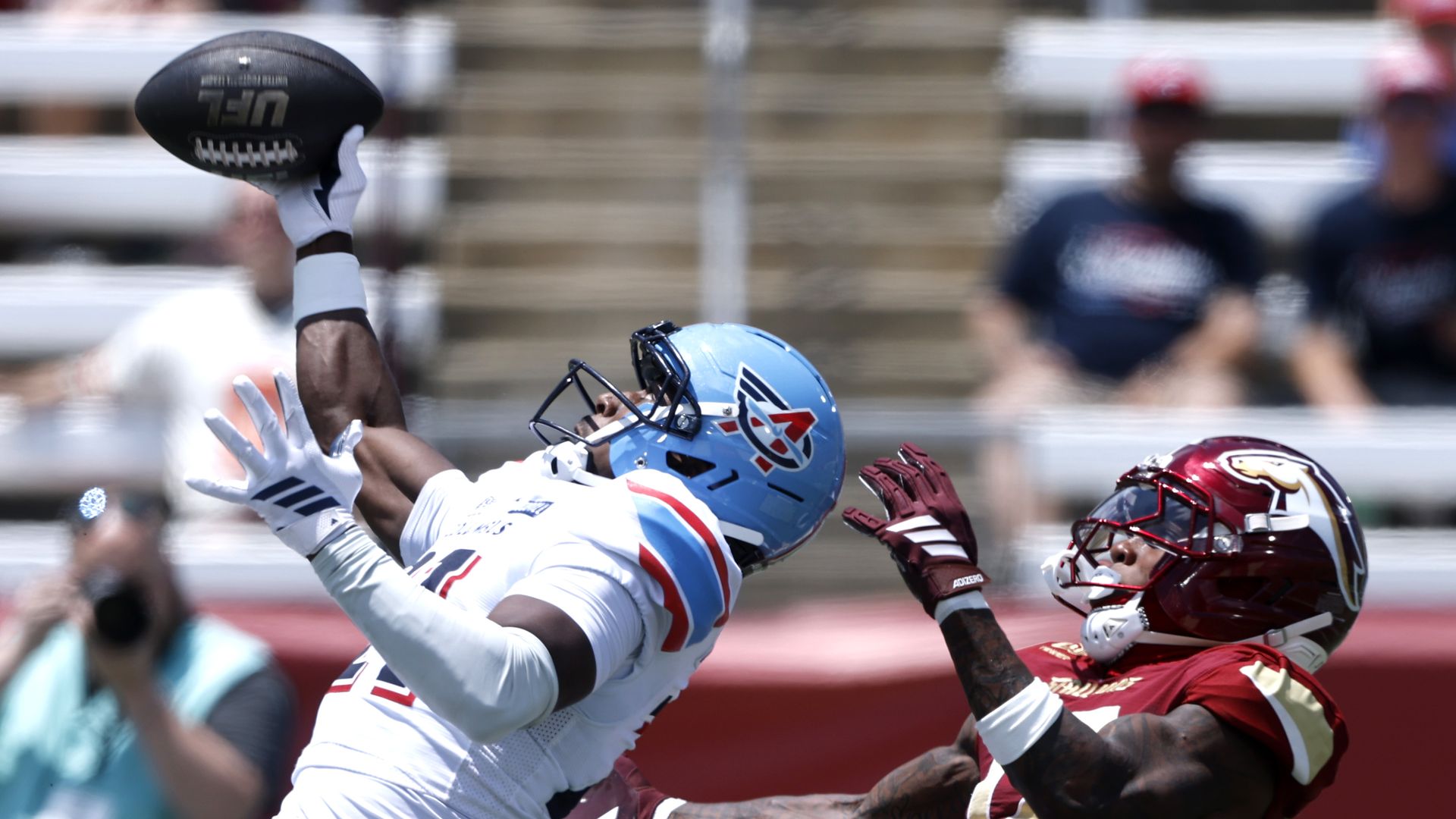 Columbus Aviators cornerback DJ Miller intercepts a pass intended for a Birmingham Stallions receiver