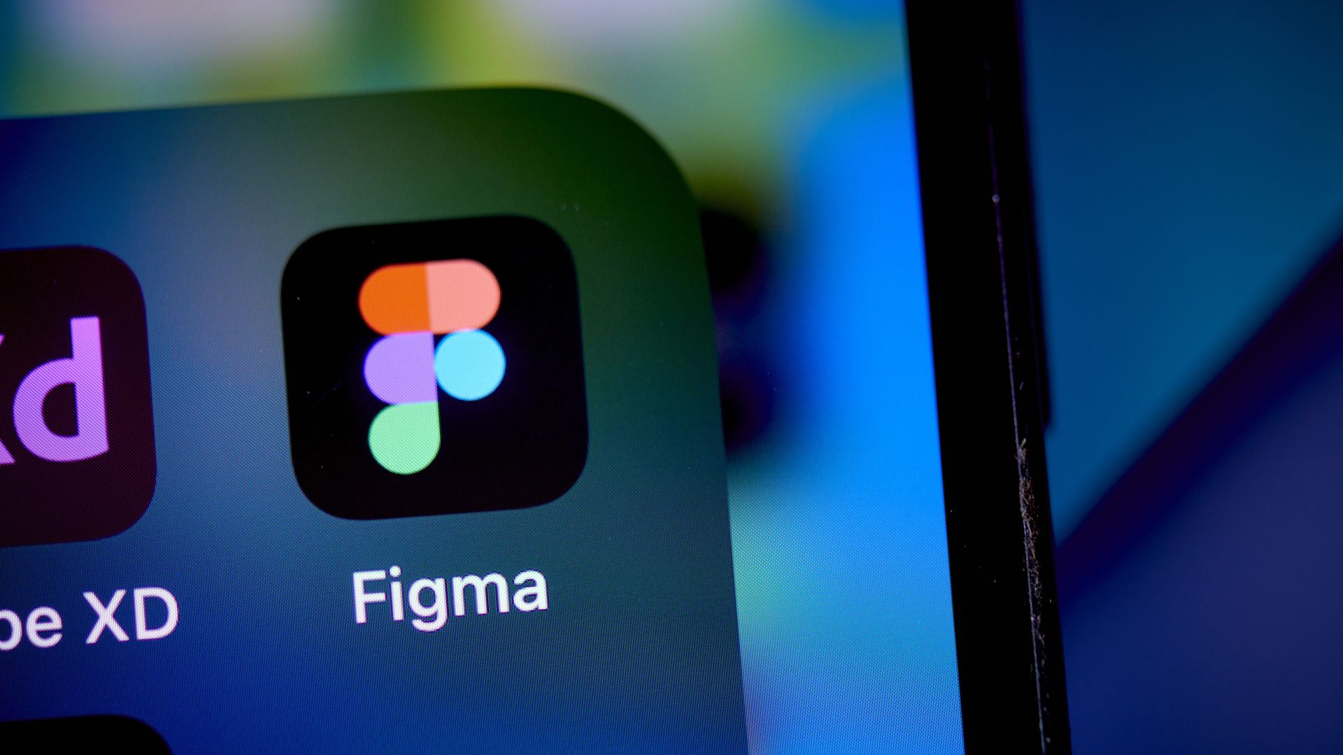 photo of Figma mobile icon on a device 