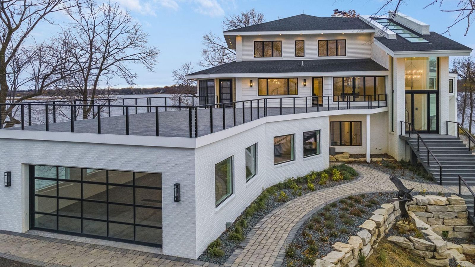 Twin Cities' luxury housing market explodes. Plus 4 pricy listings