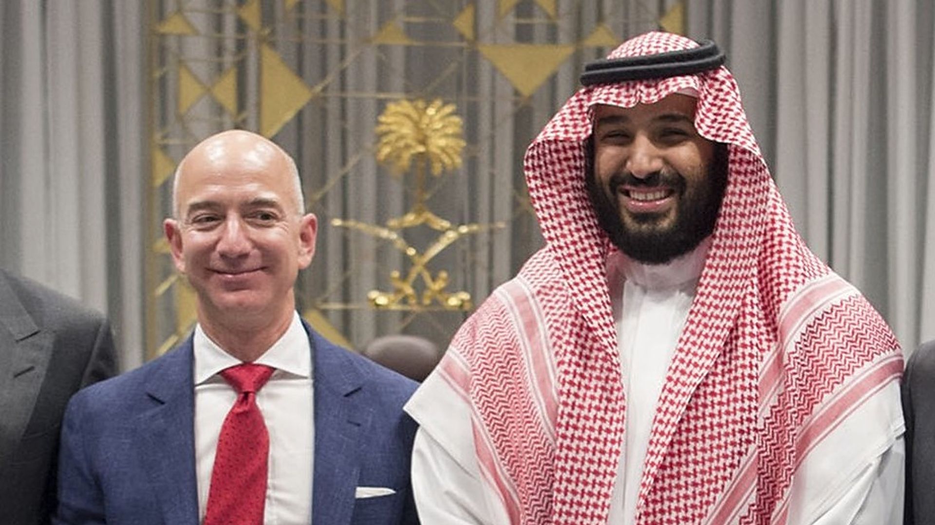 Jeff Bezos and Saudi crown prince Mohammad bin Salman in 2016