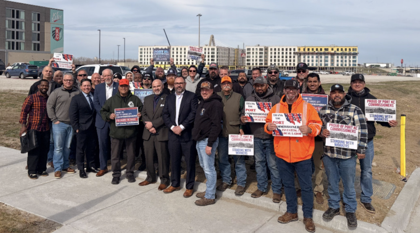 axios.com - Abbey Higginbotham - Port KC closes wage loophole for workers